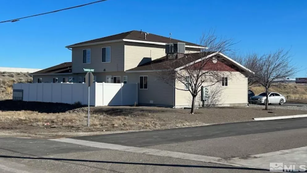 707 Ventosa Way, Wells, Nevada 89835, ,Residential Income,For Sale,Ventosa Way,240004350