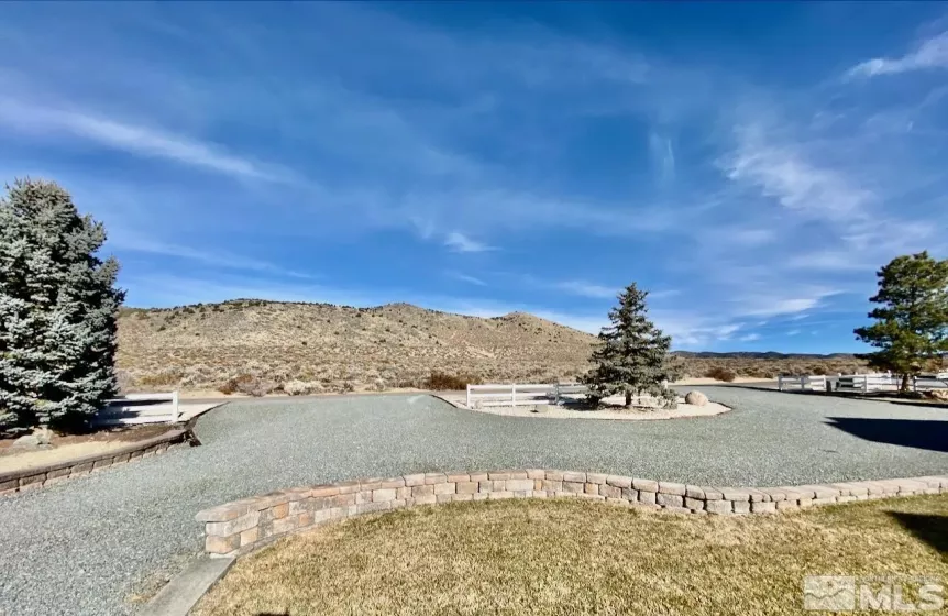 1585 Lindsay Ln, Minden, Nevada 89423, 4 Bedrooms Bedrooms, ,3 BathroomsBathrooms,Residential,For Sale,Lindsay Ln,240015653