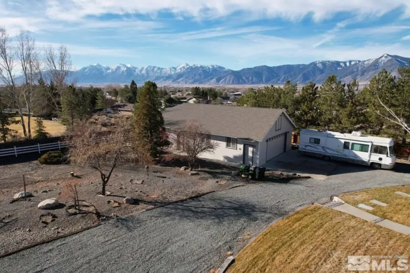 1585 Lindsay Ln, Minden, Nevada 89423, 4 Bedrooms Bedrooms, ,3 BathroomsBathrooms,Residential,For Sale,Lindsay Ln,240015653