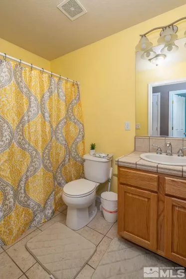 959 Julia Ln, Fernley, Nevada 89408, 3 Bedrooms Bedrooms, ,2 BathroomsBathrooms,Residential,For Sale,Julia Ln,240007153