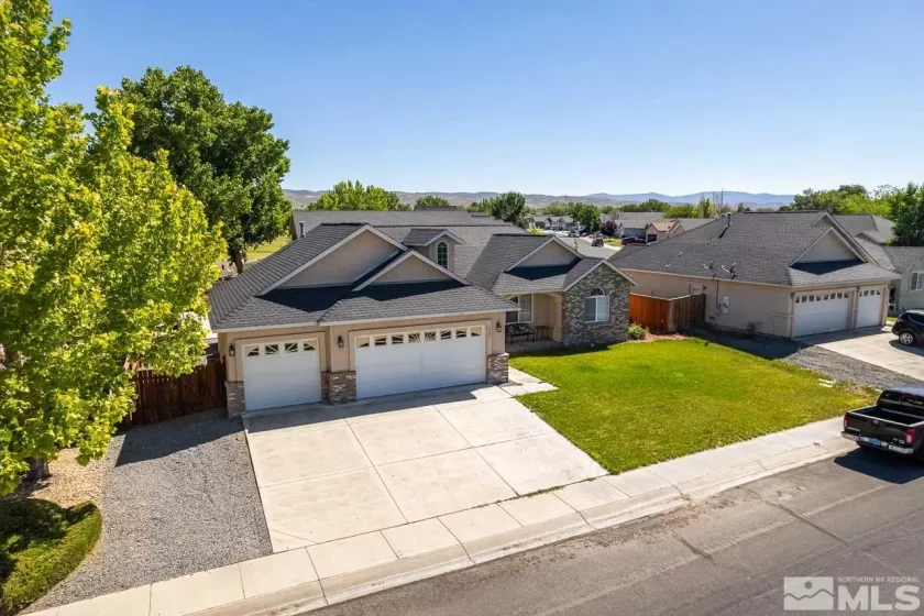 959 Julia Ln, Fernley, Nevada 89408, 3 Bedrooms Bedrooms, ,2 BathroomsBathrooms,Residential,For Sale,Julia Ln,240007153