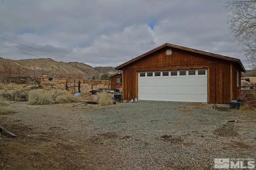 11595 Fir Dr, Reno, Nevada 89506, 3 Bedrooms Bedrooms, ,3 BathroomsBathrooms,Residential,For Sale,Fir Dr,240015670