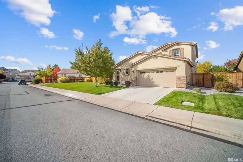 6671 Lilac Dawn Drive, Sparks, Nevada 89436, 4 Bedrooms Bedrooms, ,3 BathroomsBathrooms,Residential,For Sale,Lilac Dawn Drive,240015671