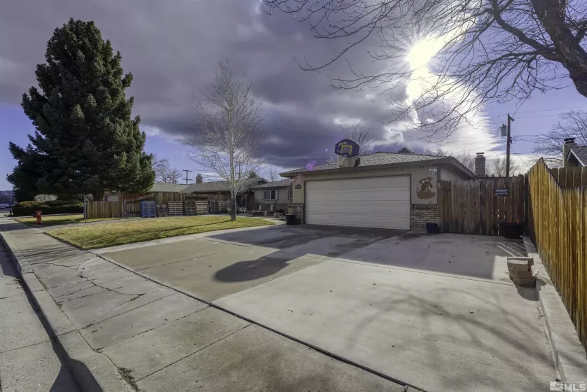 601 Adaline St., Carson City, Nevada 89703, 4 Bedrooms Bedrooms, ,2 BathroomsBathrooms,Residential,For Sale,Adaline St.,250000019