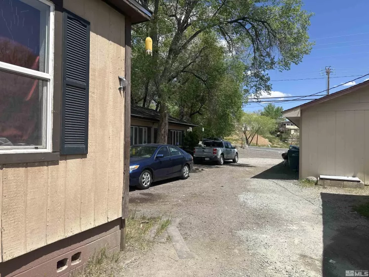 2033 Valley Road, Reno, Nevada 89512, ,Residential Income,For Sale,Valley Road,240004784