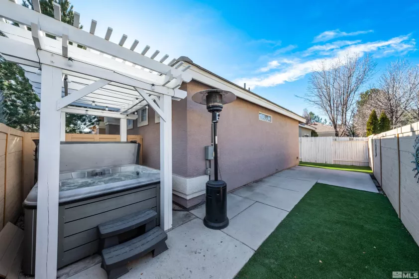 9605 Otter Way, Reno, Nevada 89521, 2 Bedrooms Bedrooms, ,2 BathroomsBathrooms,Residential,For Sale,Otter Way,250000042