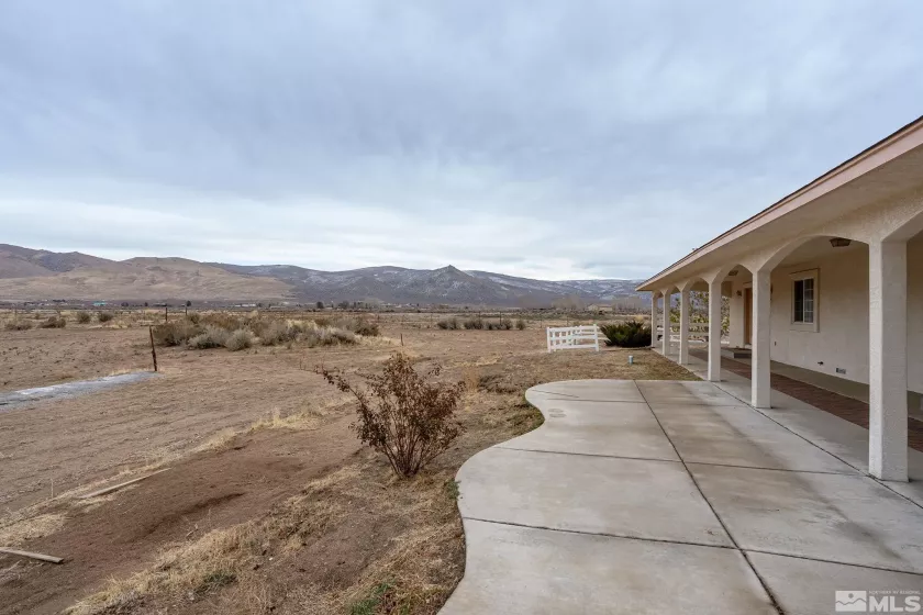 15560 Red Rock Rd, Reno, Nevada 89508, 3 Bedrooms Bedrooms, ,2 BathroomsBathrooms,Residential,For Sale,Red Rock Rd,250000054