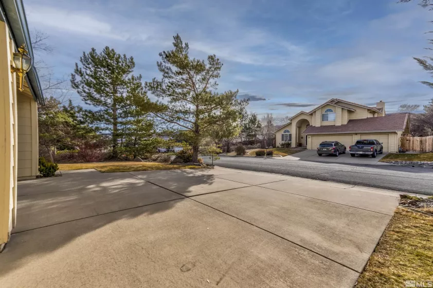 2435 Solitude Drive, Reno, Nevada 89511, 4 Bedrooms Bedrooms, ,3 BathroomsBathrooms,Residential,For Sale,Solitude Drive,250000053