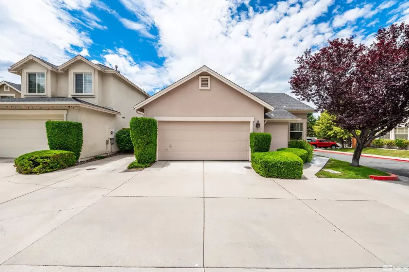 5726 Golden Eagle Drive, Reno, Nevada 89523, 2 Bedrooms Bedrooms, ,2 BathroomsBathrooms,Residential,For Sale,Golden Eagle Drive,240008000