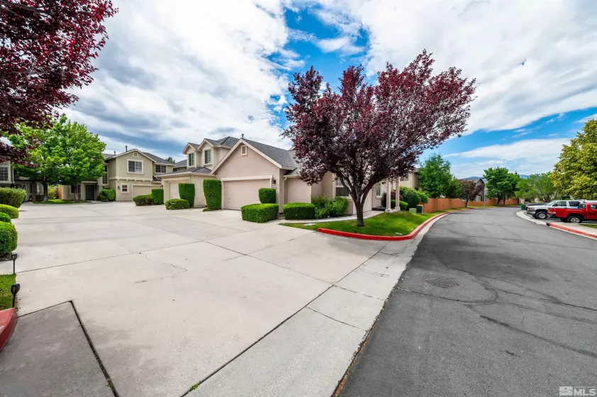 5726 Golden Eagle Drive, Reno, Nevada 89523, 2 Bedrooms Bedrooms, ,2 BathroomsBathrooms,Residential,For Sale,Golden Eagle Drive,240008000