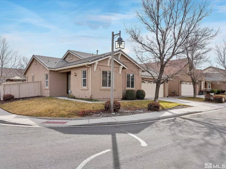 10710 Grayslake Dr, Reno, Nevada 89521, 3 Bedrooms Bedrooms, ,2 BathroomsBathrooms,Residential,For Sale,Grayslake Dr,250000117