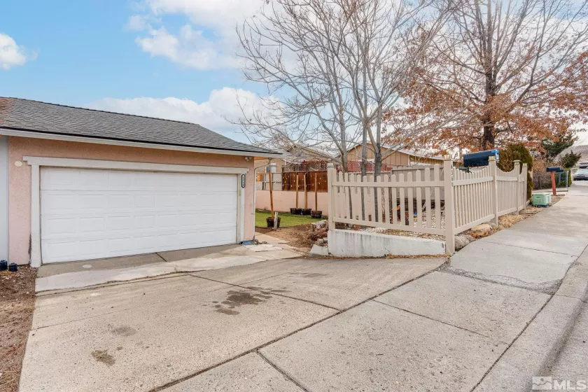 6560 Fern St, Reno, Nevada 89506, 3 Bedrooms Bedrooms, ,2 BathroomsBathrooms,Residential,For Sale,Fern St,250000128