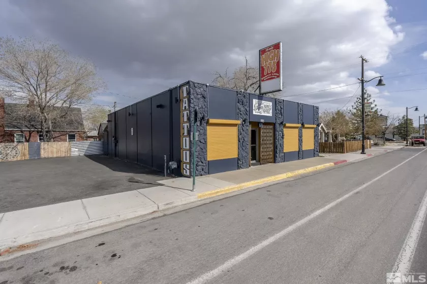 1110 S. Well Ave, Reno, Nevada 89502, ,Commercial Sale,For Sale,S. Well Ave,230003564