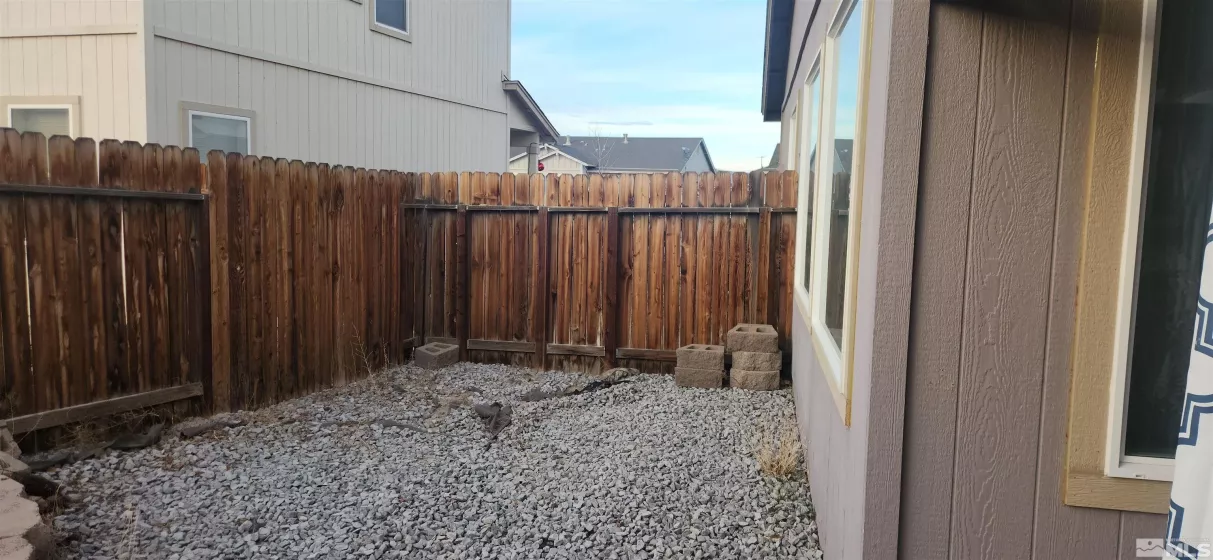 297 Fallen Leaf Ln, Fernley, Nevada 89408, 3 Bedrooms Bedrooms, ,2 BathroomsBathrooms,Residential,For Sale,Fallen Leaf Ln,250000219