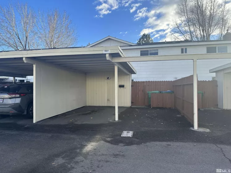 567 Smithridge Park, Reno, Nevada 89502, 3 Bedrooms Bedrooms, ,1 BathroomBathrooms,Residential,For Sale,Smithridge Park,250000239