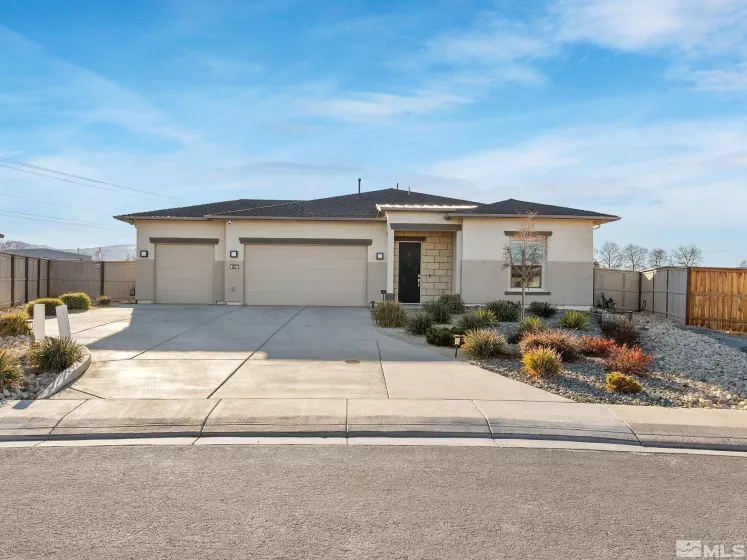 805 Palomino Drive, Fernley, Nevada 89408, 3 Bedrooms Bedrooms, ,2 BathroomsBathrooms,Residential,For Sale,Palomino Drive,250000339