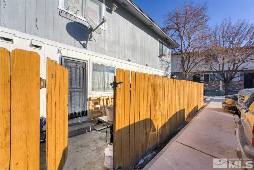 1402 9th Street, Reno, Nevada 89512, 3 Bedrooms Bedrooms, ,2 BathroomsBathrooms,Residential,For Sale,9th Street,250000338