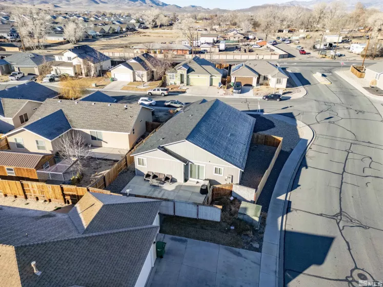 563 Sunrise Ln, Fernley, Nevada 89408, 4 Bedrooms Bedrooms, ,2 BathroomsBathrooms,Residential,For Sale,Sunrise Ln,250000410