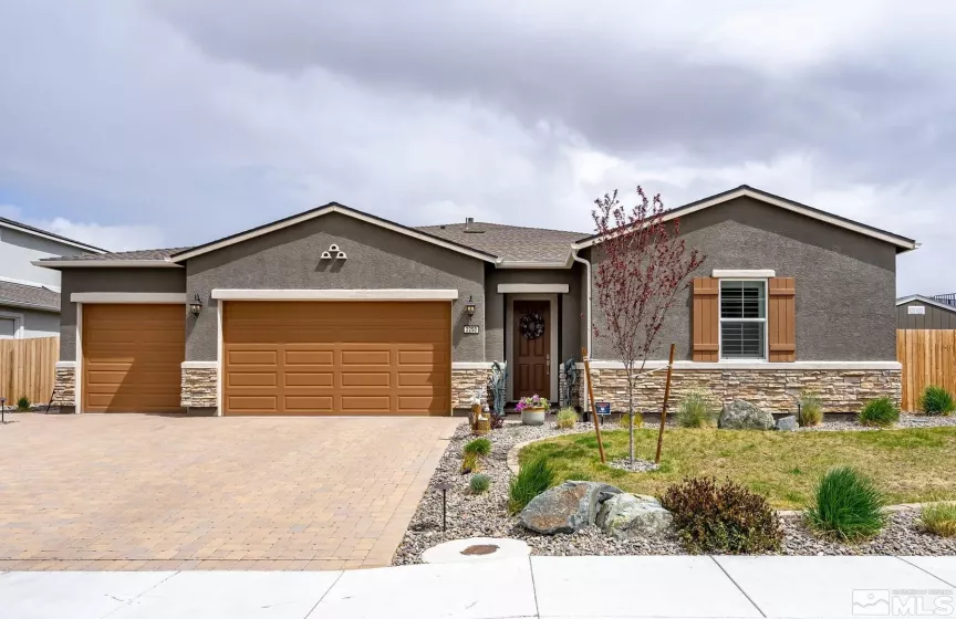 2250 Deschutes Dr, Sparks, Nevada 89436, 3 Bedrooms Bedrooms, ,2 BathroomsBathrooms,Residential,For Sale,Deschutes Dr,250000416