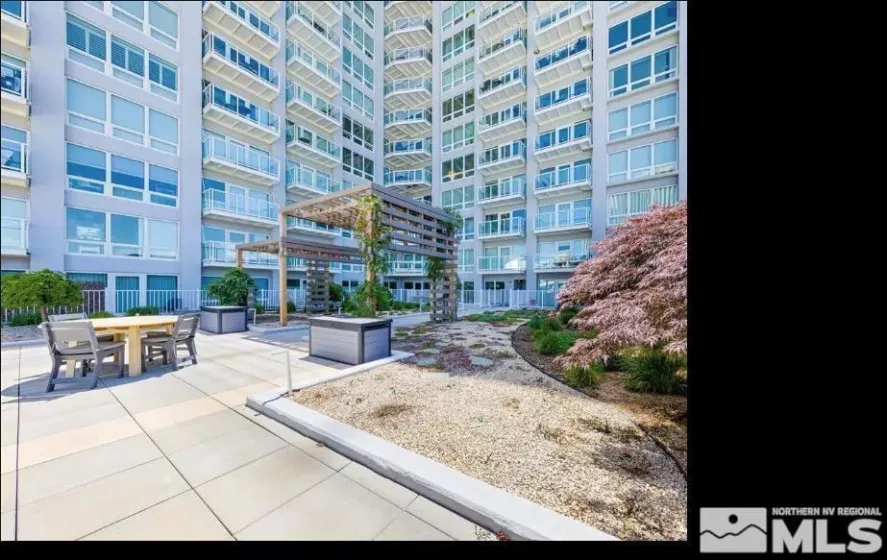 255 Sierra 713, Reno, Nevada 89501, ,1 BathroomBathrooms,Residential Lease,For Lease,Sierra 713,250000446