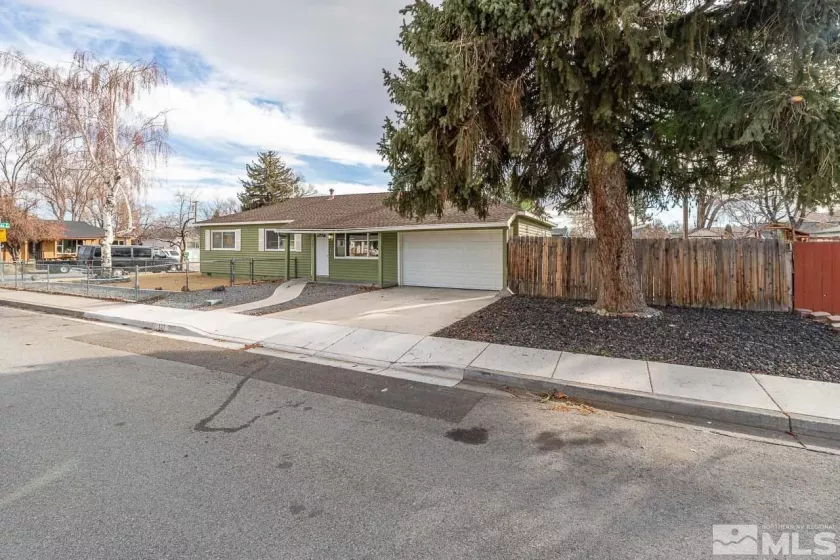 307 Meyer St, Carson City, Nevada 89703, 4 Bedrooms Bedrooms, ,2 BathroomsBathrooms,Residential,For Sale,Meyer St,250000496