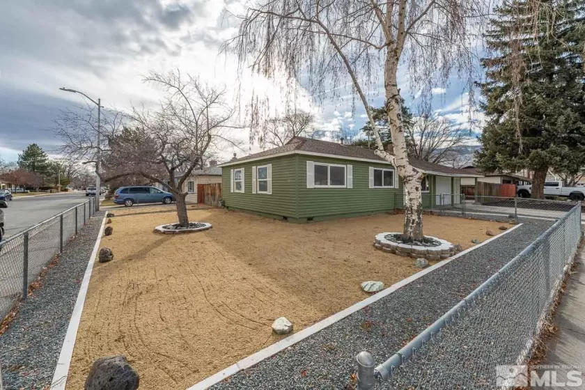 307 Meyer St, Carson City, Nevada 89703, 4 Bedrooms Bedrooms, ,2 BathroomsBathrooms,Residential,For Sale,Meyer St,250000496