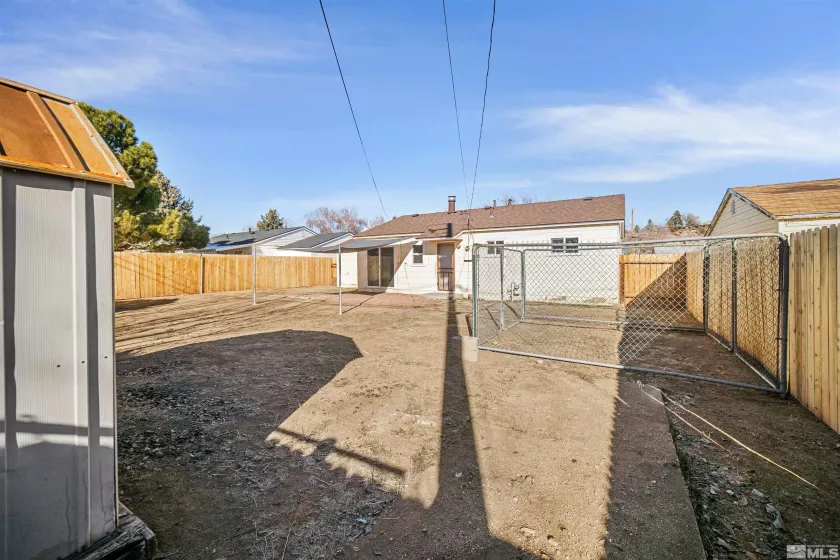 1145 Dodson Way, Sparks, Nevada 89431, 3 Bedrooms Bedrooms, ,1 BathroomBathrooms,Residential,For Sale,Dodson Way,250000592