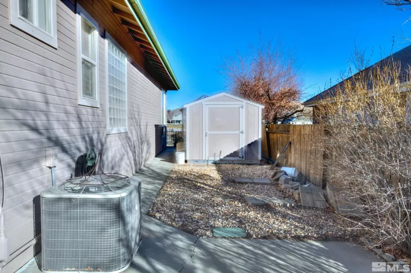 2206 Oak Ridge Dr, Carson City, Nevada 89703, 2 Bedrooms Bedrooms, ,3 BathroomsBathrooms,Residential,For Sale,Oak Ridge Dr,250000613