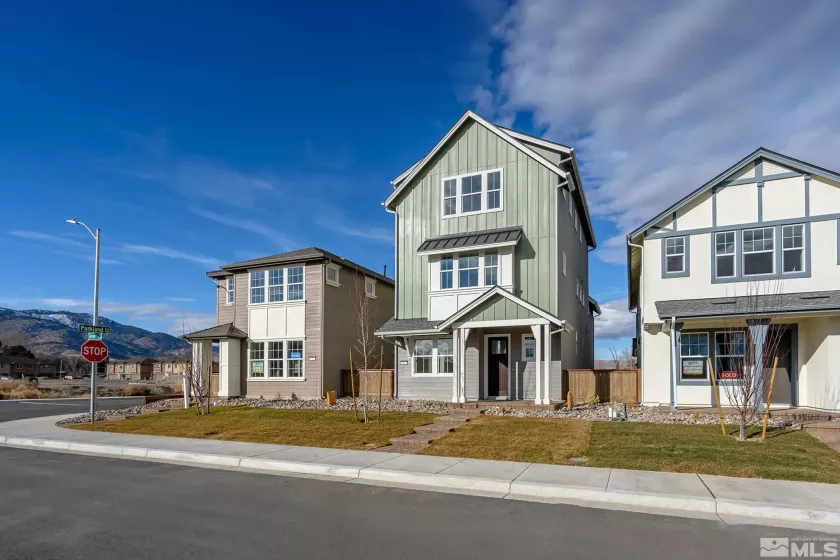 1128 Grove Street, Carson City, Nevada 89701, 4 Bedrooms Bedrooms, ,3 BathroomsBathrooms,Residential,For Sale,Grove Street,250000645