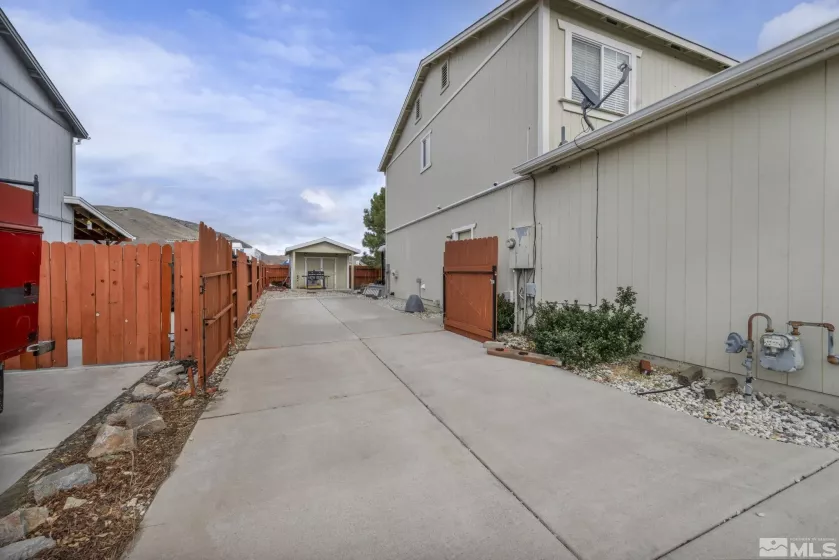 17795 Oakview Ct, Reno, Nevada 89508, 4 Bedrooms Bedrooms, ,2 BathroomsBathrooms,Residential Lease,For Lease,Oakview Ct,250000668