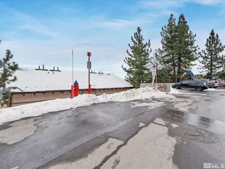 261 Quaking Aspen Ln, Stateline, Nevada 89449, 3 Bedrooms Bedrooms, ,2 BathroomsBathrooms,Residential Lease,For Lease,Quaking Aspen Ln,250000672