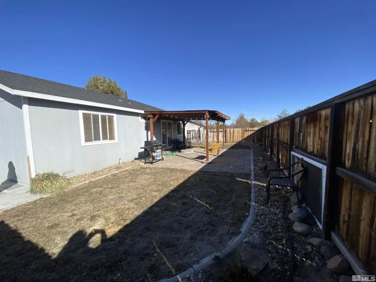 9770 Brightridge, Reno, Nevada 89506, 3 Bedrooms Bedrooms, ,2 BathroomsBathrooms,Residential,For Sale,Brightridge,250000679