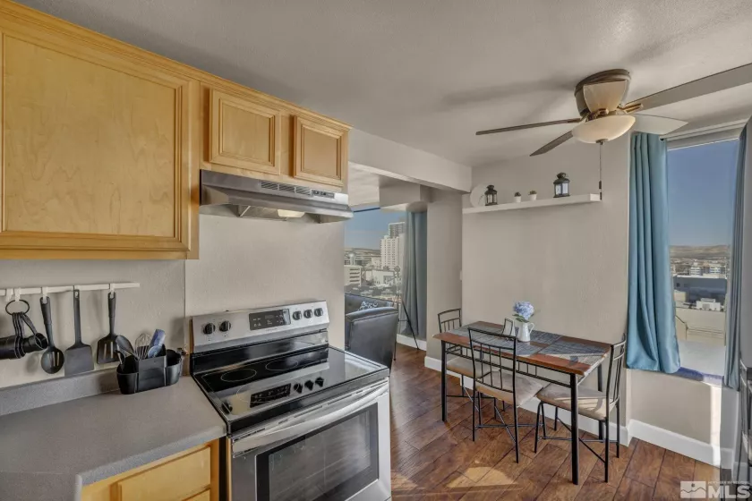 280 Island Ave Apt 1406, Reno, Nevada 89501, 1 Bedroom Bedrooms, ,2 BathroomsBathrooms,Residential,For Sale,Island Ave Apt 1406,250000697