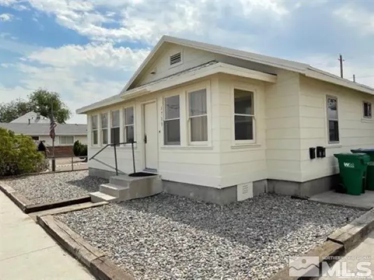 1733 D St., Sparks, Nevada 89431, ,Residential Income,For Sale,D St.,250000708