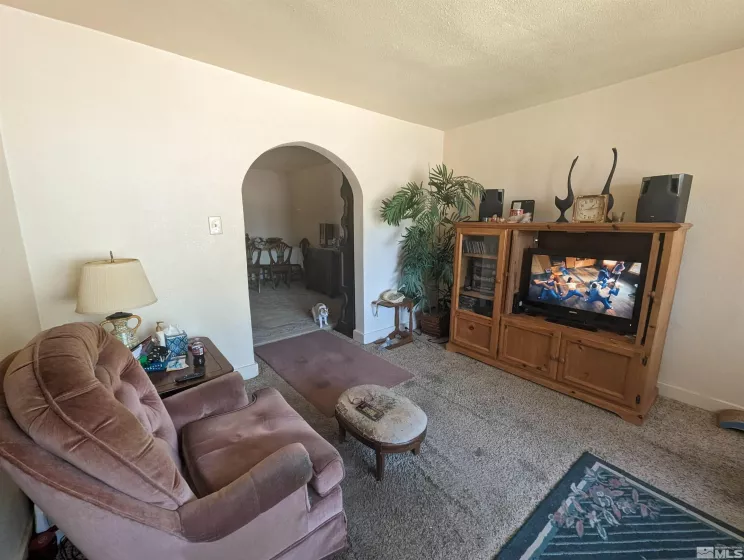 817 12th Street, Sparks, Nevada 89431, 4 Bedrooms Bedrooms, ,2 BathroomsBathrooms,Residential,For Sale,12th Street,240006205