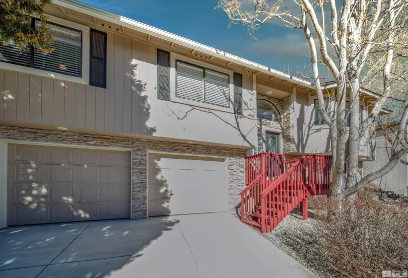 3565 Gibraltar Dr, Reno, Nevada 89509, 4 Bedrooms Bedrooms, ,3 BathroomsBathrooms,Residential,For Sale,Gibraltar Dr,250000886