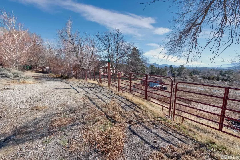 869 Bonanza, Carson City, Nevada 89706, 3 Bedrooms Bedrooms, ,2 BathroomsBathrooms,Residential,For Sale,Bonanza,250000900