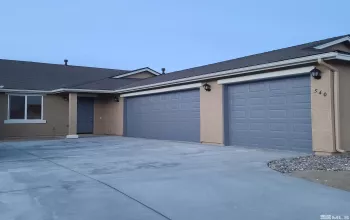 540 Country Hollow, Fernley, Nevada 89408, 3 Bedrooms Bedrooms, ,2 BathroomsBathrooms,Residential Lease,For Lease,Country Hollow,250001202