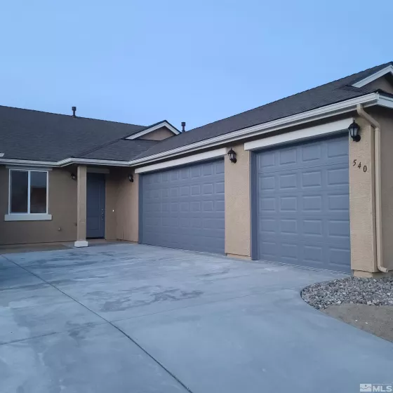 540 Country Hollow, Fernley, Nevada 89408, 3 Bedrooms Bedrooms, ,2 BathroomsBathrooms,Residential Lease,For Lease,Country Hollow,250001202