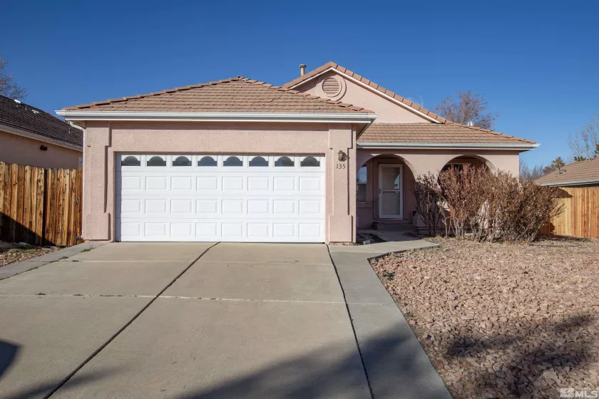 135 Spring Ridge Drive, Sparks, Nevada 89436, 3 Bedrooms Bedrooms, ,2 BathroomsBathrooms,Residential Lease,For Lease,Spring Ridge Drive,250001474