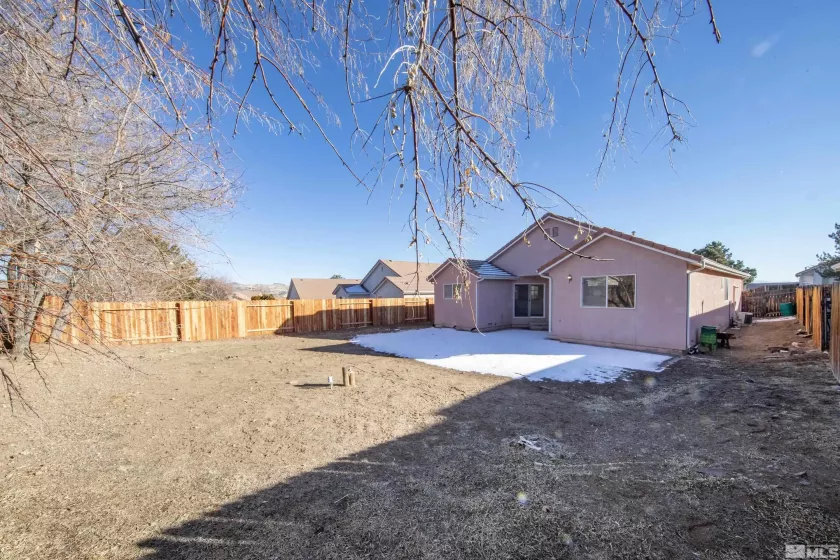 135 Spring Ridge Drive, Sparks, Nevada 89436, 3 Bedrooms Bedrooms, ,2 BathroomsBathrooms,Residential Lease,For Lease,Spring Ridge Drive,250001474