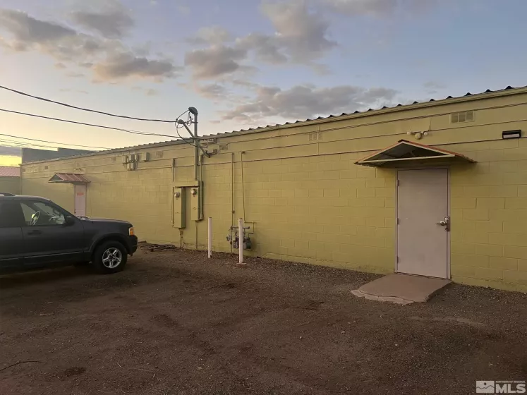 205-209 Goldfield Avenue, Yerington, Nevada 89447, ,Commercial Sale,For Sale,Goldfield Avenue,250001678