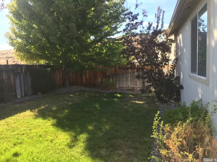 2745 Ashland Ave., Sparks, Nevada 89436, 3 Bedrooms Bedrooms, ,2 BathroomsBathrooms,Residential Lease,For Lease,Ashland Ave.,250001778