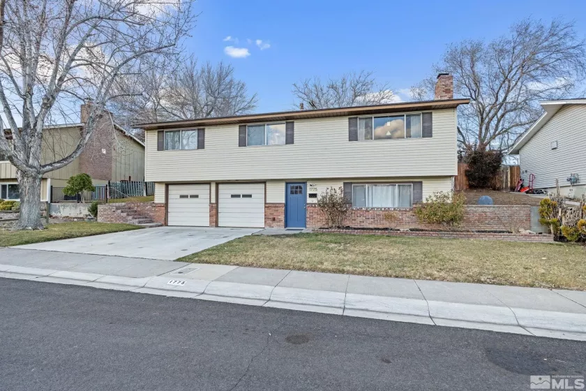 1775 Carlin St, Reno, Nevada 89503, 3 Bedrooms Bedrooms, ,3 BathroomsBathrooms,Residential,For Sale,Carlin St,250001796