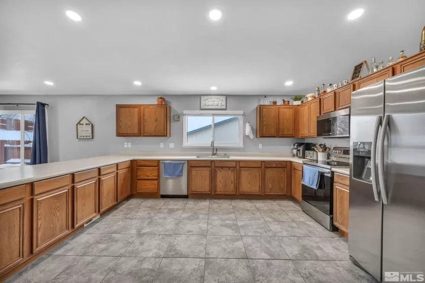 17800 Brushland Dr, Reno, Nevada 89508, 3 Bedrooms Bedrooms, ,2 BathroomsBathrooms,Residential,For Sale,Brushland Dr,250001824