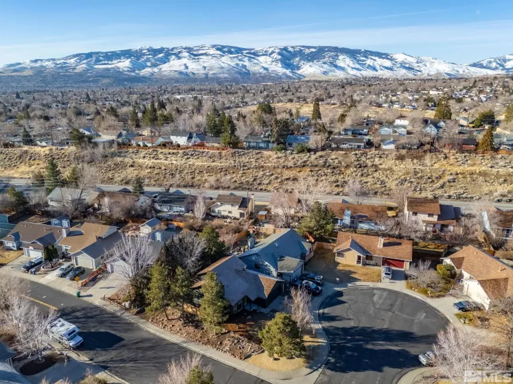 1755 Peavine Ct, Reno, Nevada 89503, 3 Bedrooms Bedrooms, ,2 BathroomsBathrooms,Residential,For Sale,Peavine Ct,250002022