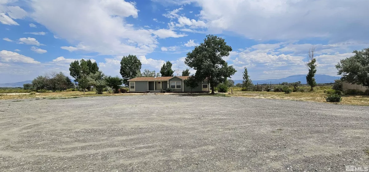 306 Gendron Rd., Round Mountain, Nevada 89045, 3 Bedrooms Bedrooms, ,2 BathroomsBathrooms,Residential,For Sale,Gendron Rd.,240010287