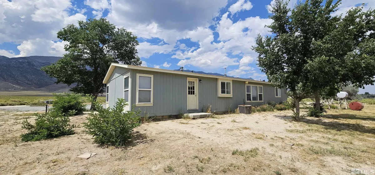 306 Gendron Rd., Round Mountain, Nevada 89045, 3 Bedrooms Bedrooms, ,2 BathroomsBathrooms,Residential,For Sale,Gendron Rd.,240010287