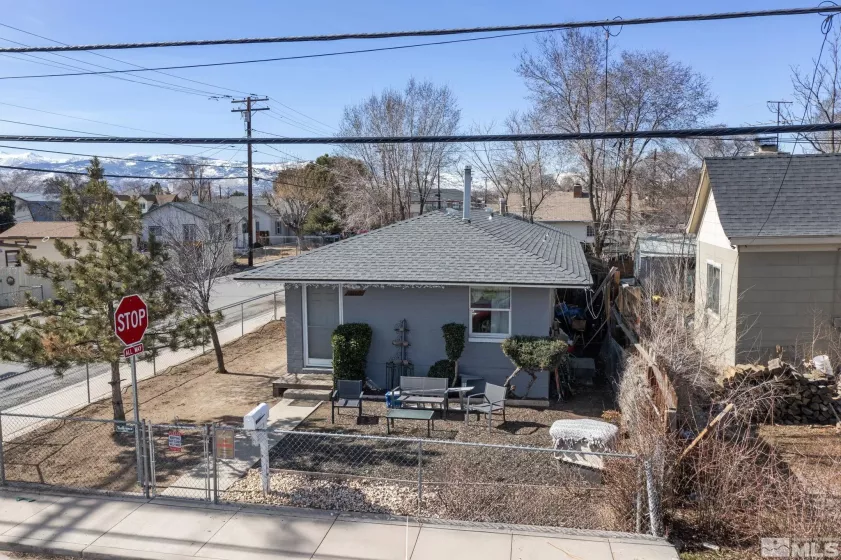 803 10th St, Sparks, Nevada 89431, ,Residential Income,For Sale,10th St,250002303