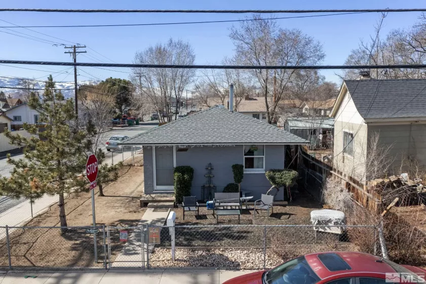 803 10th St, Sparks, Nevada 89431, ,Residential Income,For Sale,10th St,250002303